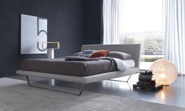 Plaza il letto dal gusto minimalista moderno e for Letto minimalista